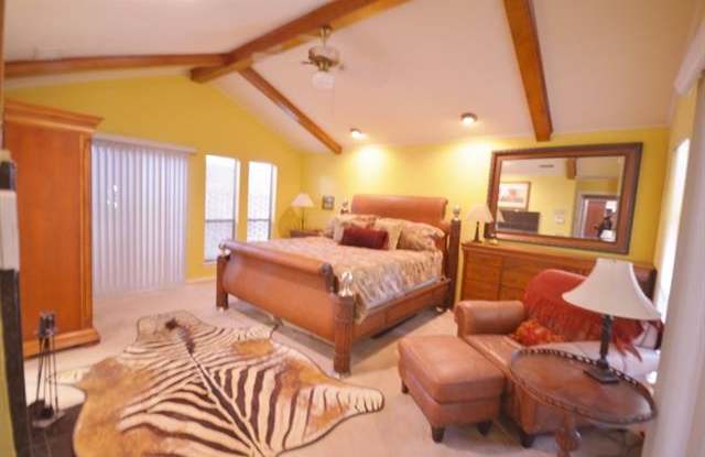 18620 Featherwood Drive Gallery 3