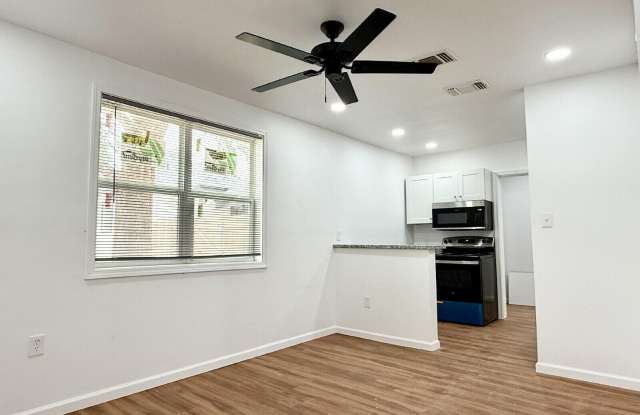 2435 21st Street photos photos