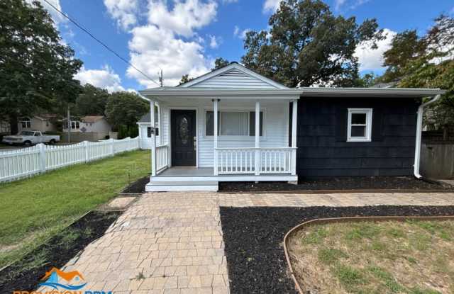 50 Baldy Avenue photos photos