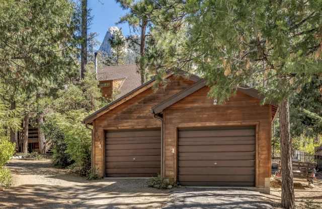 25220 Lodge Road Gallery 1