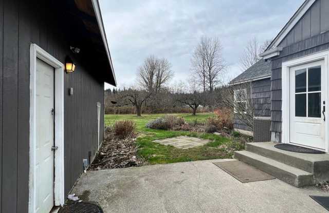 Renovated 4 Bedroom 2 Bathroom House Gallery 4