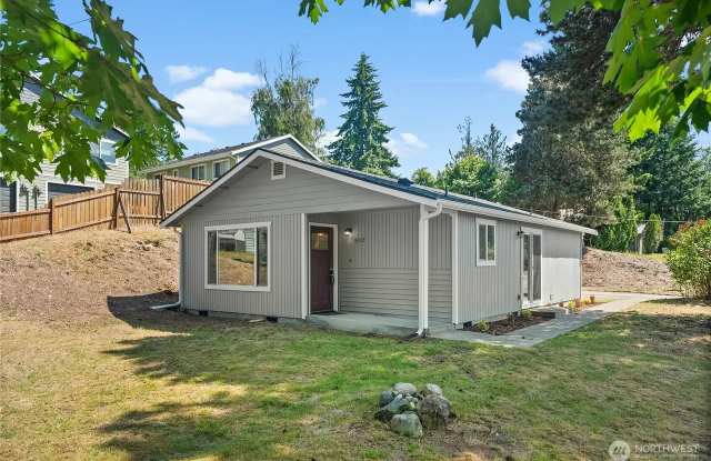 502 Tullis Street Northeast photos photos