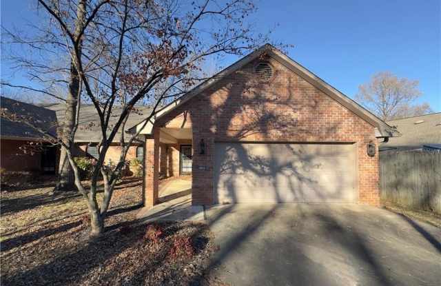 2368  E Kantz  LN photos photos