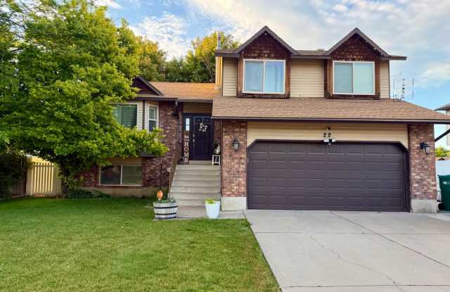 Spacious 4-Bedroom Home in Layton, UT! photos photos