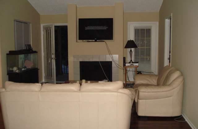 234 Afton Square #202 (1) Gallery 3