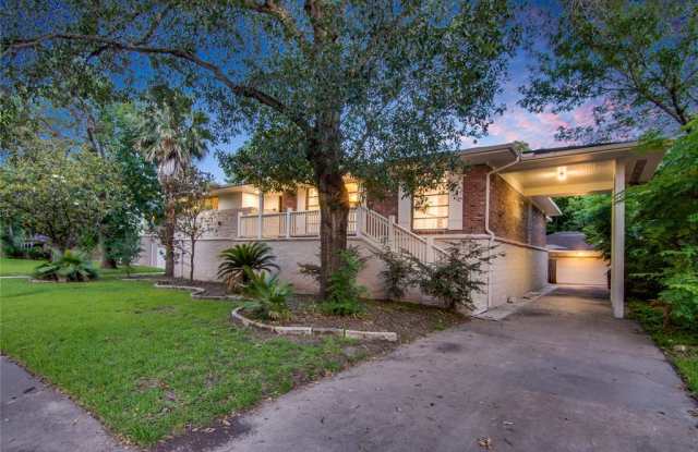 4715 Braesvalley Drive Gallery 3