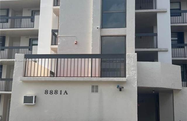 8881 Fontainebleau Blvd - 8881 Fontainebleau Boulevard, Fountainebleau, FL 33172