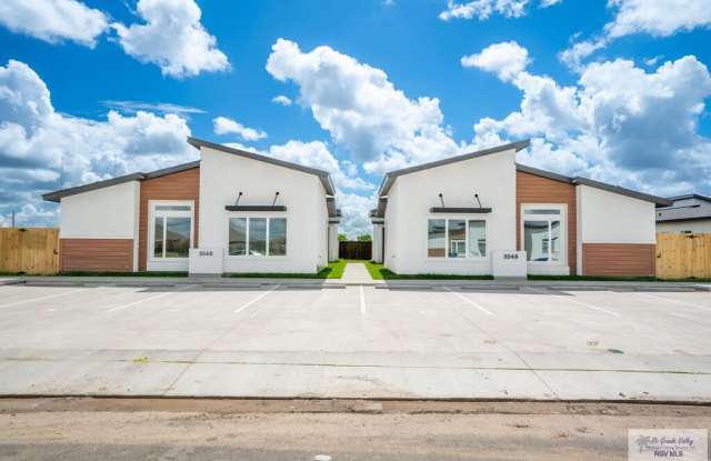 3548 HIDALGO CIR Gallery 1