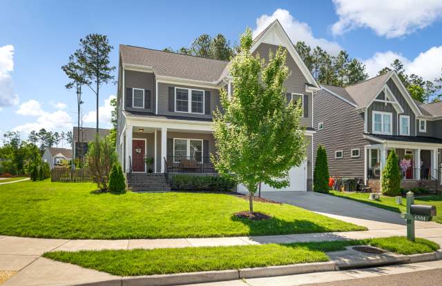 6501 Seven Falls Way Gallery 1