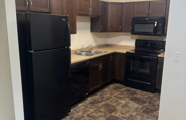 Pheasant Ridge Village Apartments photos photos