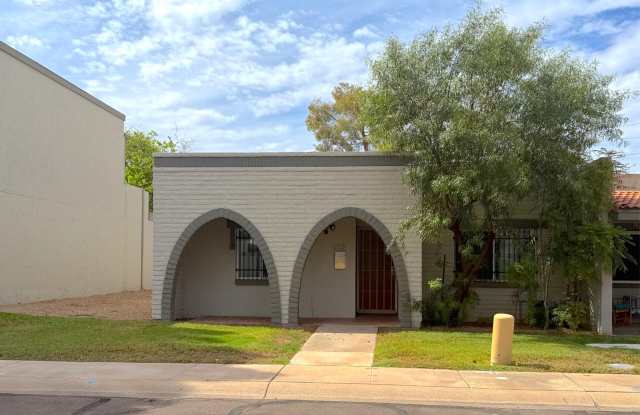 8331 E Valley Vista Drive Gallery 1