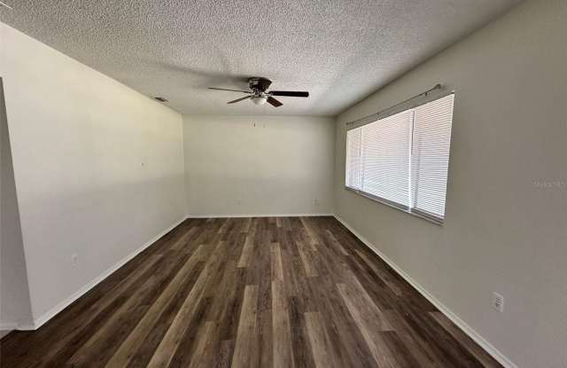 23175 OLEAN BOULEVARD Gallery 3