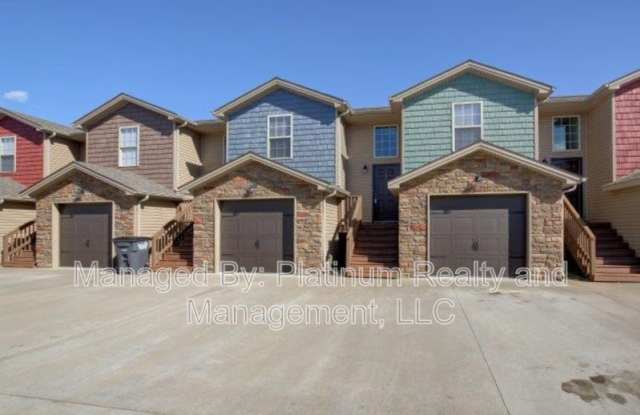 1722-B Thistlewood - 1722 Thistlewood Drive, Clarksville, TN 37042