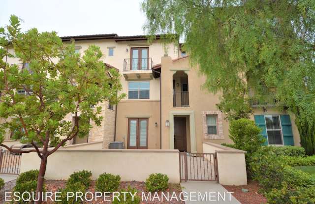 205 WESTPARK CT #302 - 205 Westpark Court, Camarillo, CA 93012