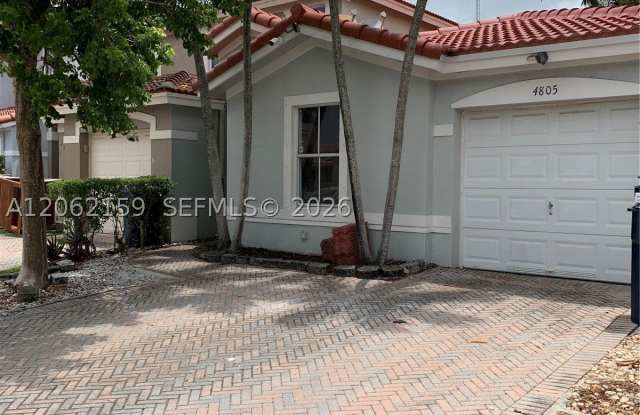 4805 SW 163rd Pl Gallery 2