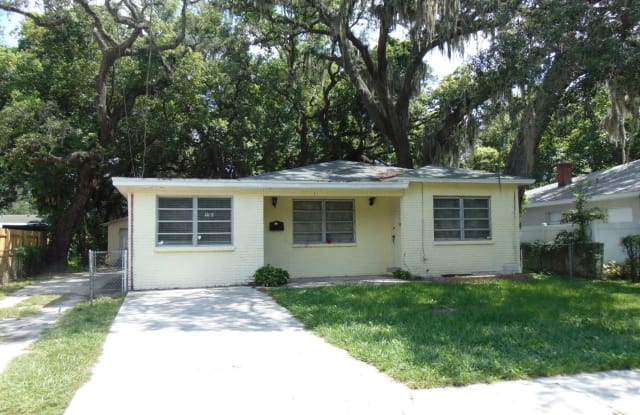 910 E Curtis St - 910 East Curtis Street, Tampa, FL 33603