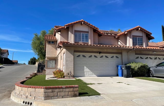 5403 Francisca Way Gallery 2