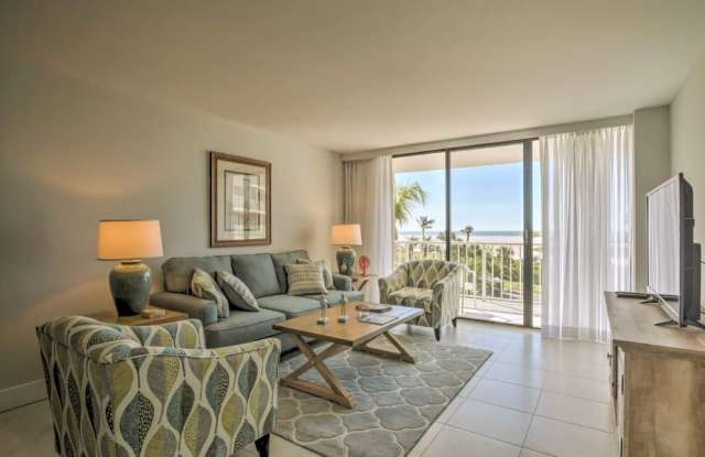 380 Seaview Ct photos photos