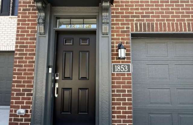 1853 Werner Lane Gallery 2