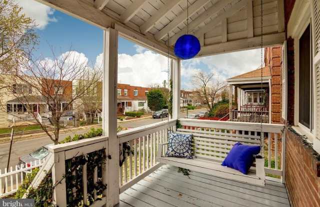 332 WESMOND DRIVE Gallery 4