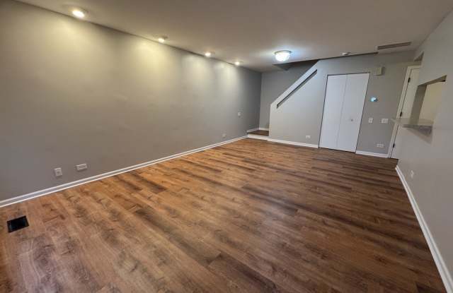 407 Trenton Court Gallery 3