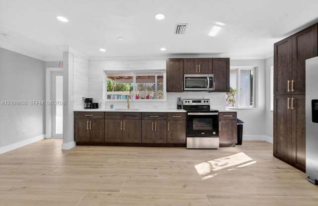 756 Cinnamon Road, North Palm Beach, FL 33408 - 4026 Gallery 1