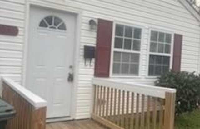 703 Childs Avenue - 703 Childs Avenue, Hampton, VA 23661