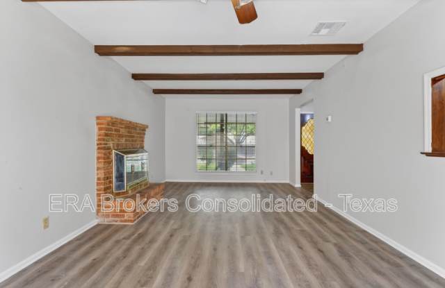 14301 Brook Hollow Gallery 4