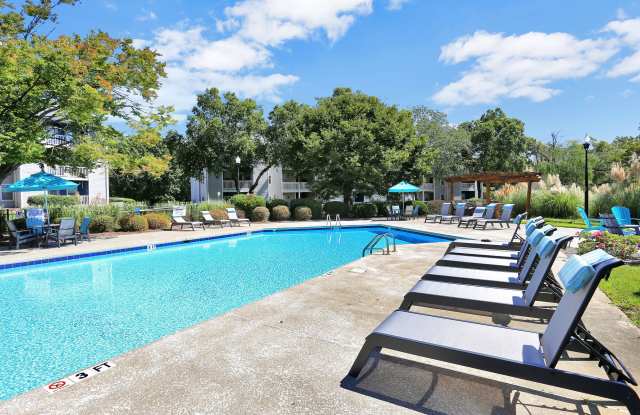 The Willows Apartments Gallery 2