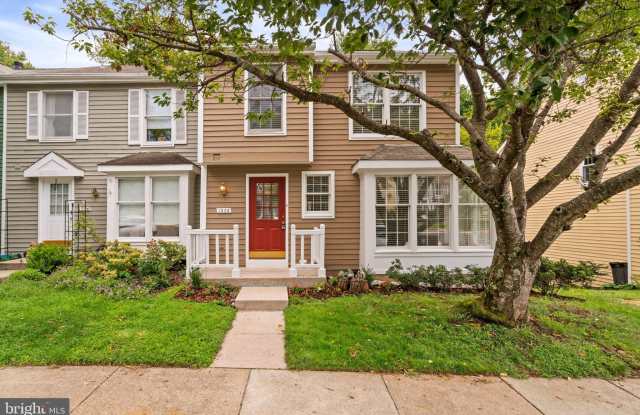 1528 POPLAR GROVE DRIVE - 1528 Poplar Grove Drive, Reston, VA 20194