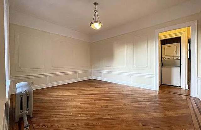 2049 E 17th St Apt D4 Gallery 4
