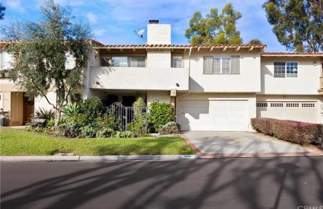 558 Vista Flora Gallery 2