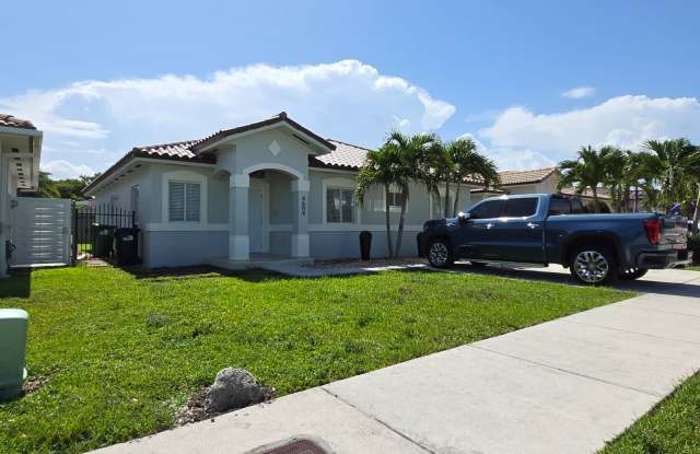 4604 Southwest 164th Place - 4604 Southwest 164th Place, Miami-Dade County, FL 33185