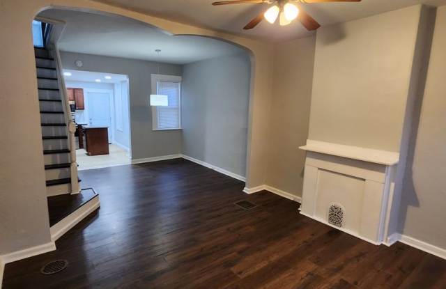 Beautifully Renovated PHA Voucher Accepted Property photos photos
