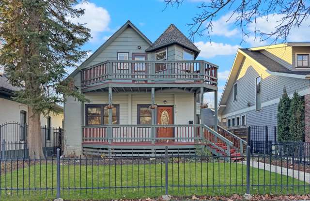 Dog-Friendly North End Boise Home Near Camel’s Back Park  Hyde Park with Fenced Yard, Built-Ins  Garage photos photos