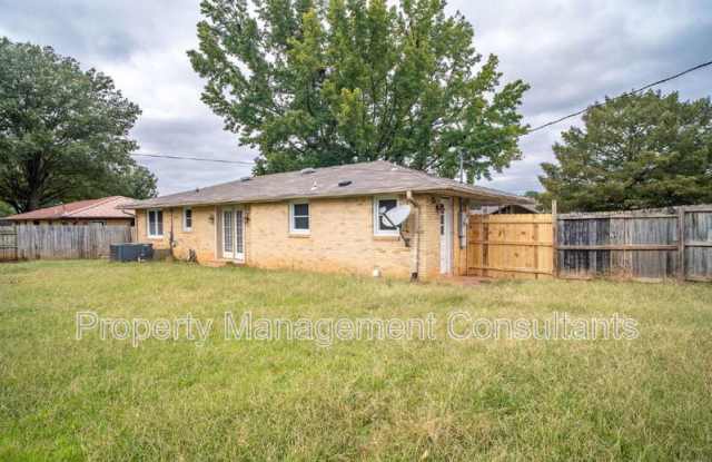 1004 Ford Avenue Gallery 4