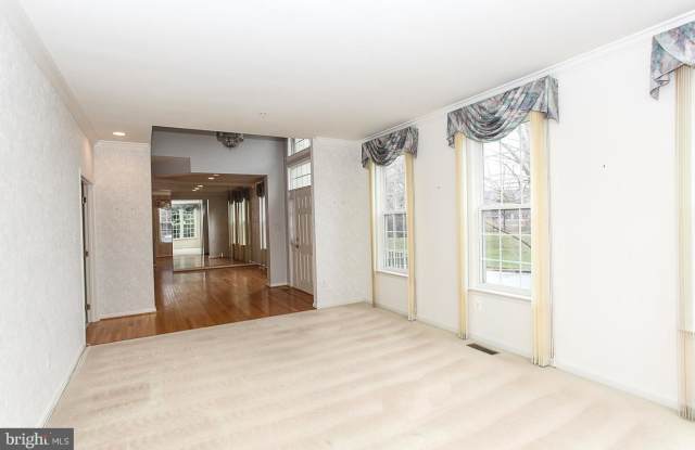 8808 JOSHUA COURT Gallery 3