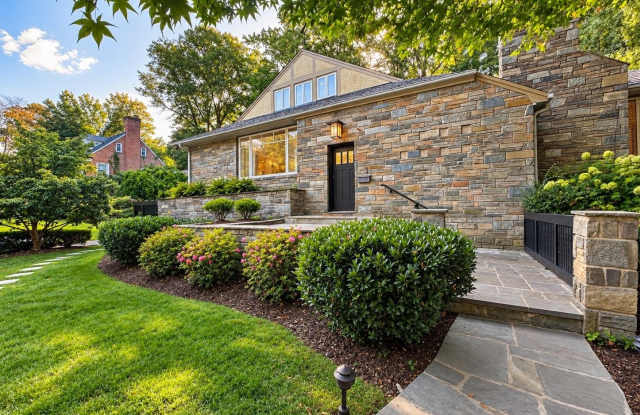 4335 BLAGDEN Avenue NW Gallery 2