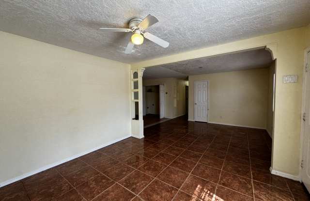 4813 West Glen Drive Southwest Gallery 3