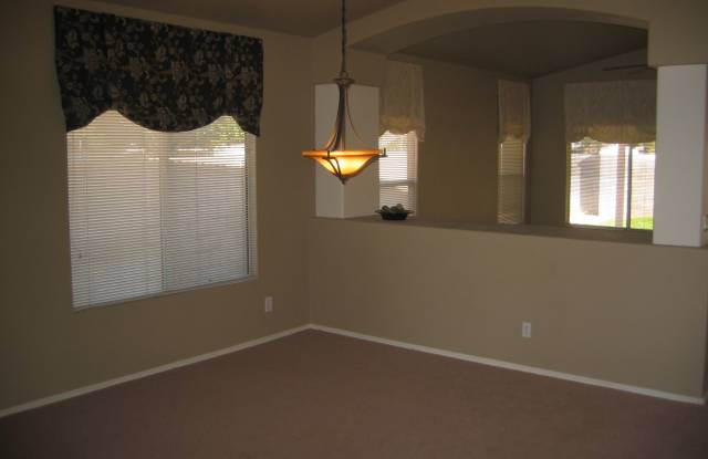 1283 E TRADEWIND Drive Gallery 3