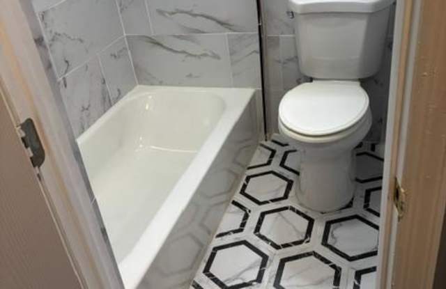 1279 EVERETT Gallery 3
