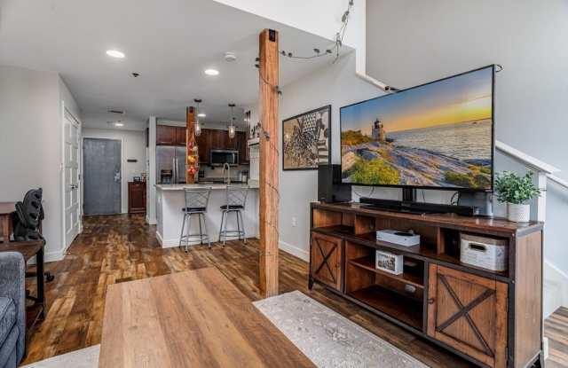 Canal Lofts Gallery 3