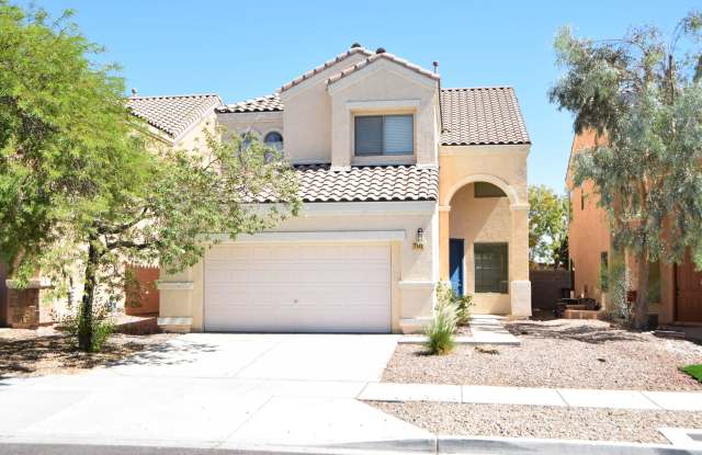 SPACIOUS 4 BEDROOM 3 FULL BATH TWO-STORY HOME IN NW Gallery 1