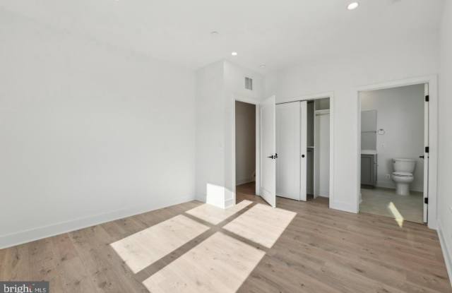 2106 TYSONS RIDGELINE Road Gallery 4
