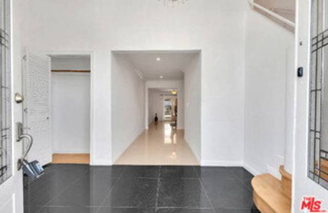 5890 Fairhaven Avenue Gallery 2