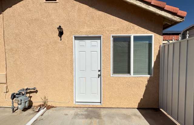 Modern East Palmdale ADU photos photos