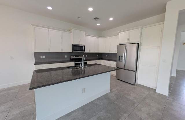 4613 Citron Way Gallery 2