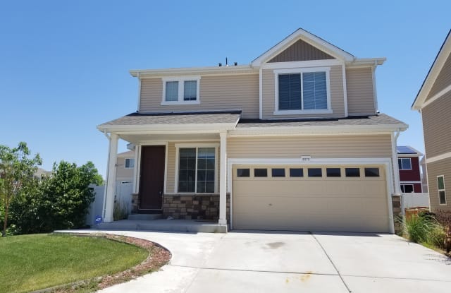 5572 Killarney St - 5572 North Killarney Court, Denver, CO 80249