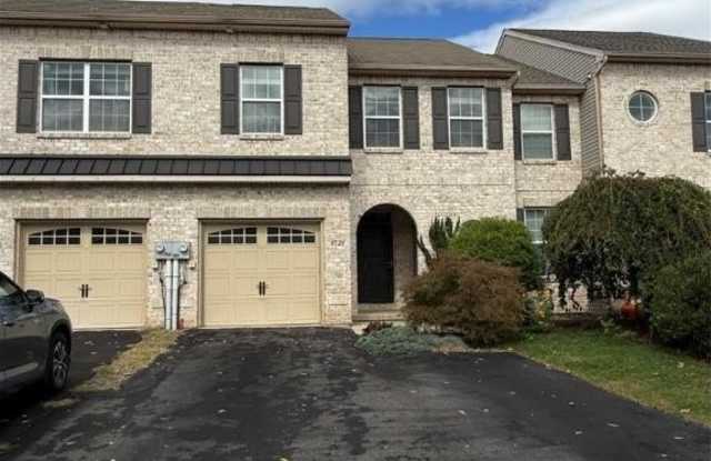 4528 Bellflower Way photos photos