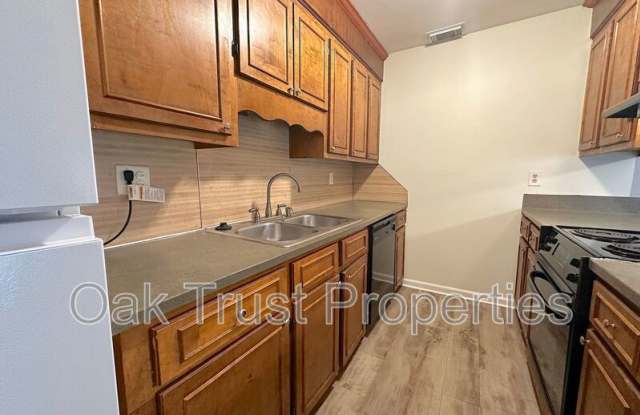7794 McKnight Dr Gallery 4
